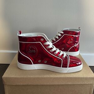 Christian Louboutin
Leather high trainers